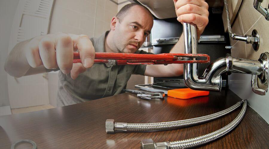 Local expert plumbing services in Langworthy, IA